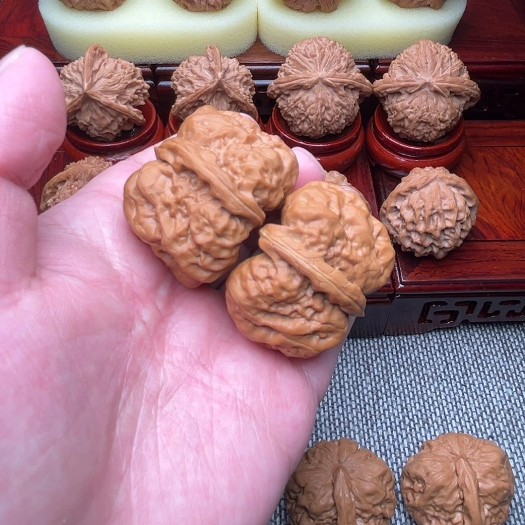 文玩核桃吊坠蛤蟆头39尺