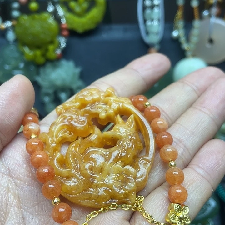未镶嵌蛇纹石玉颈饰