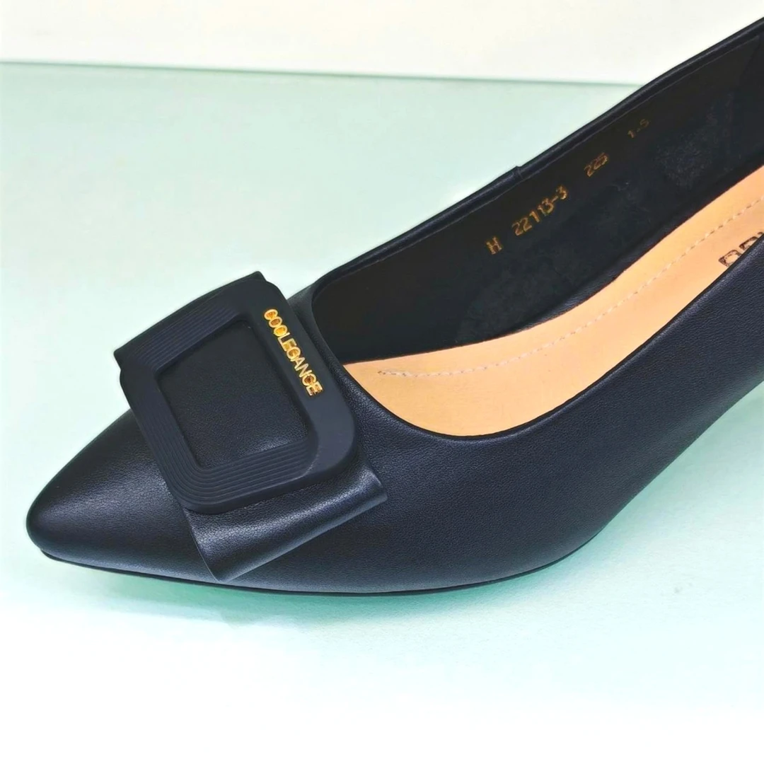 头层牛皮时尚尖头细跟高5cm单鞋女士橡胶大底