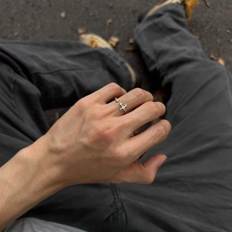 钛钢锆石戒指 十字鸢尾花戒指开口戒不掉色情侣戒小众简约百搭