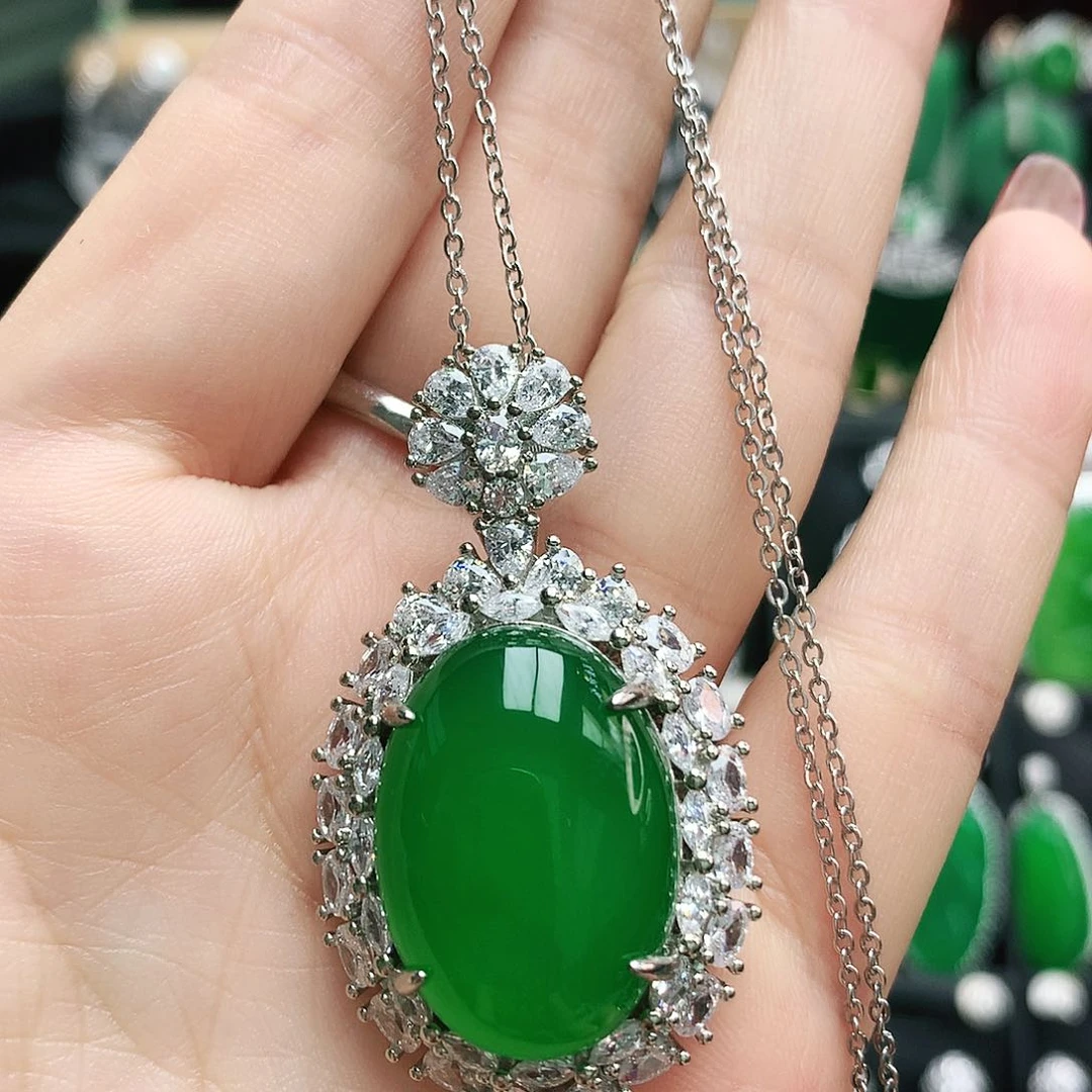 玛瑙/玉髓吊坠未镶嵌