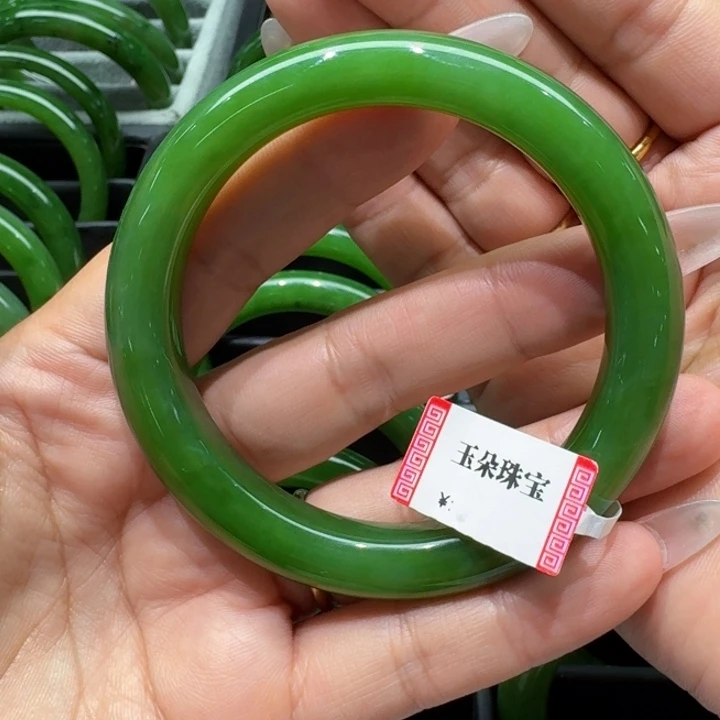 和田玉（碧玉）手镯未镶嵌