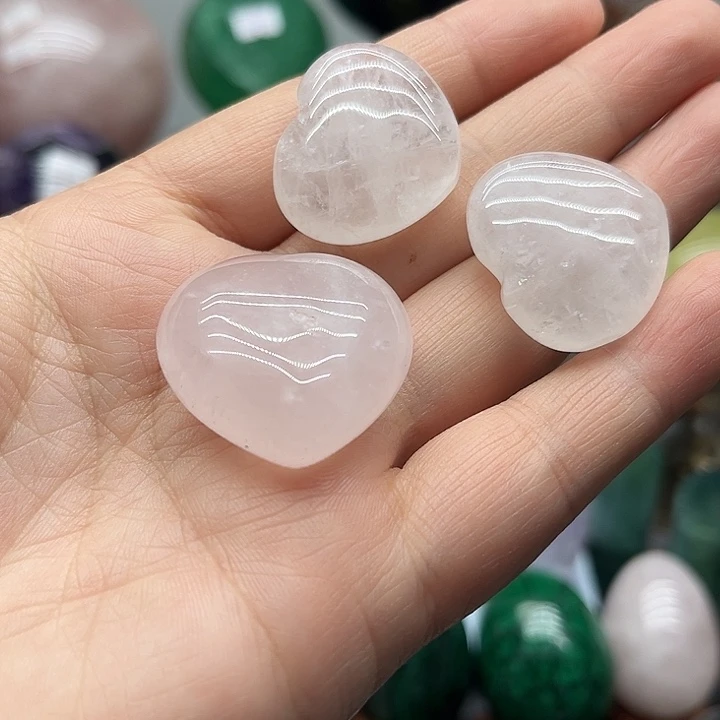 未镶嵌珠宝半成品水晶41块粉水晶爱心