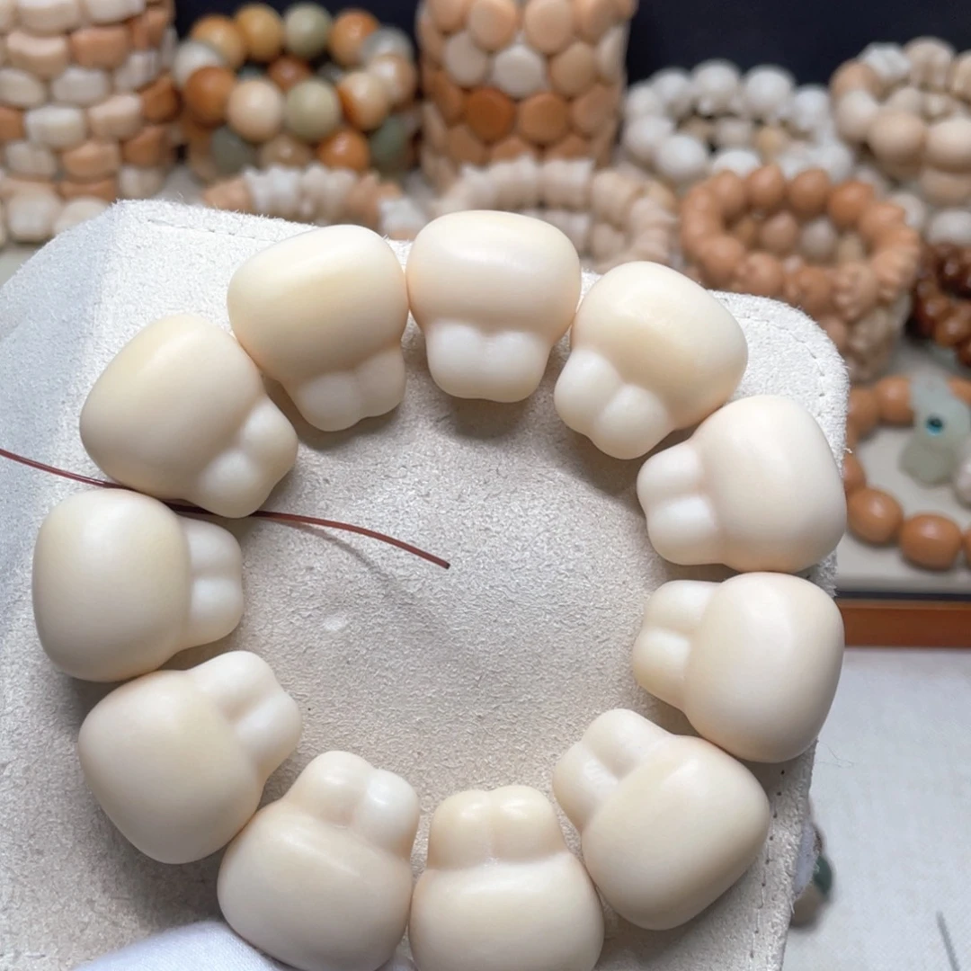 菩提根/象牙果吊坠或*微瑕兔头665