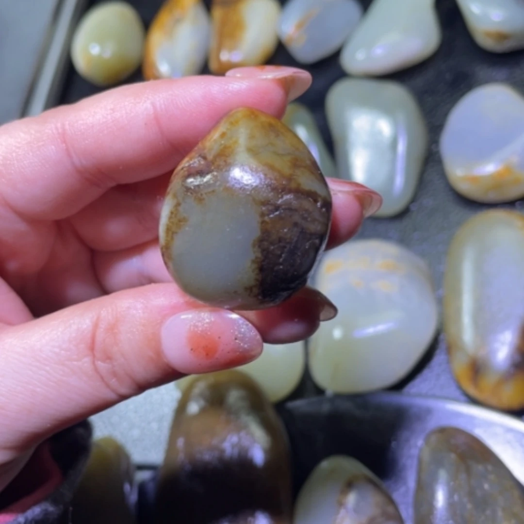 【闪购商品】颈饰未镶嵌和田玉