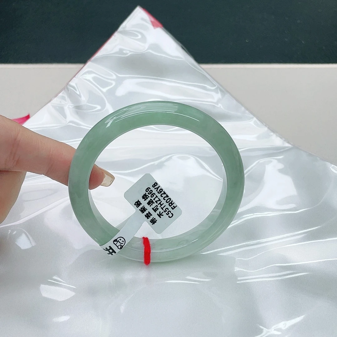 翡翠手镯未镶嵌正55.5