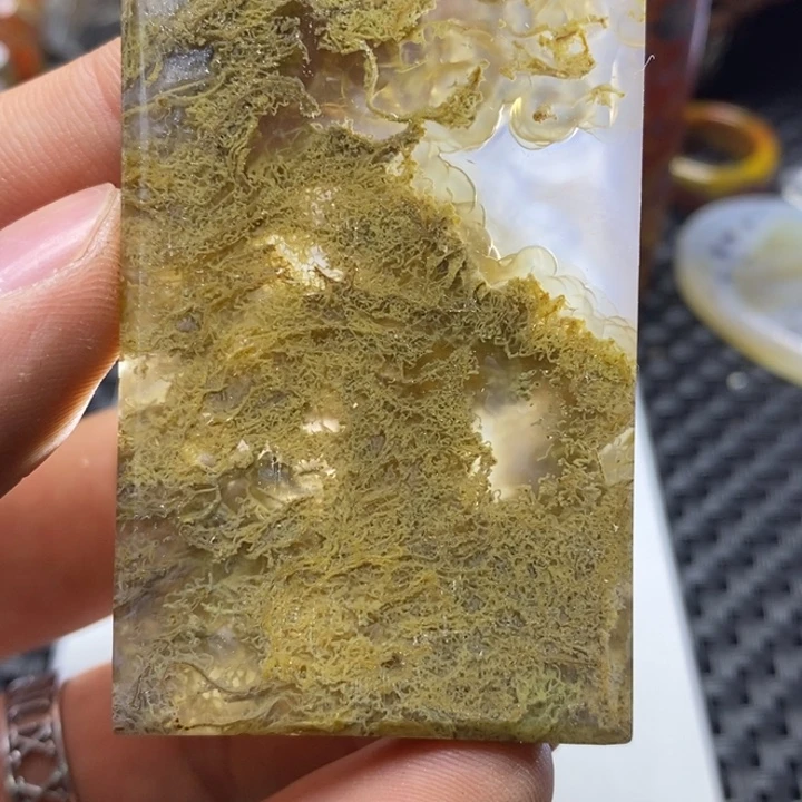 玛瑙/玉髓颈饰未镶嵌锦***?