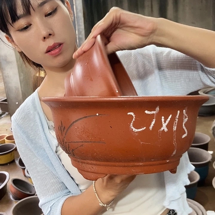 紫砂花盆中小花盆花盆花盆花盆花盆花盆
