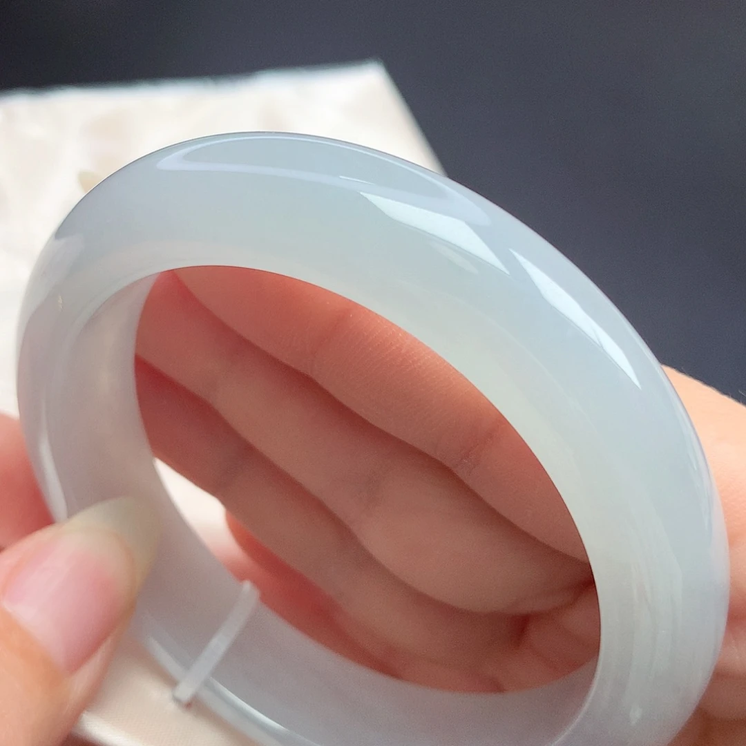 翡翠未镶嵌手镯56.8圈口