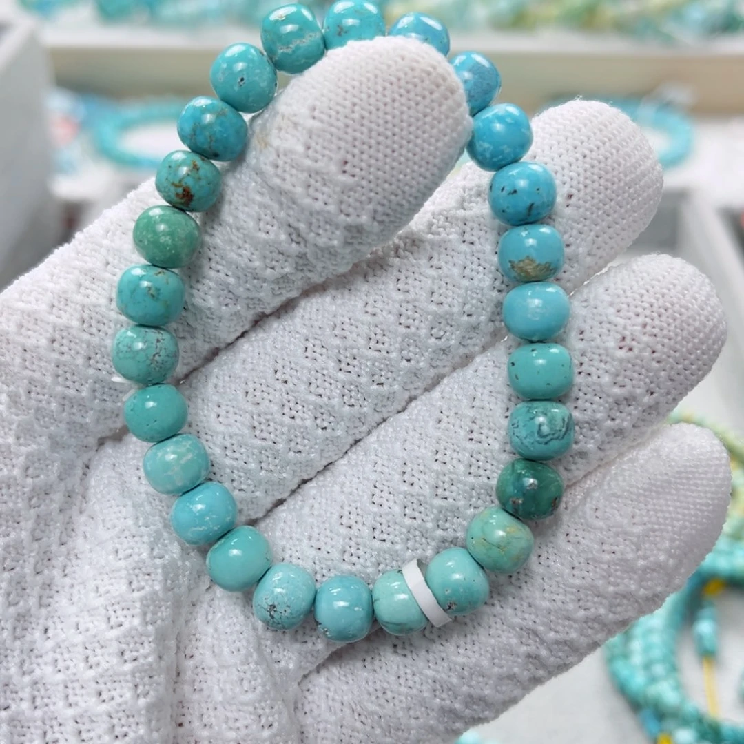 绿松石绿松石未镶嵌