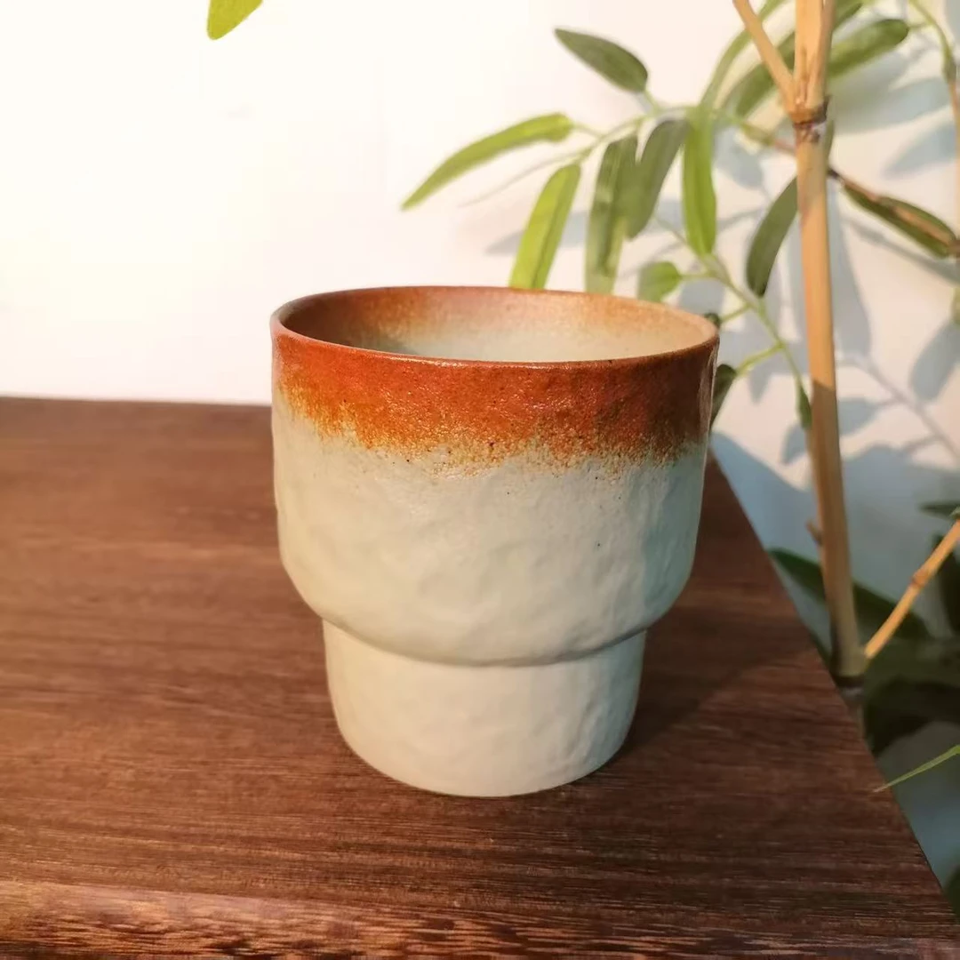 高颜值粗陶火炬杯