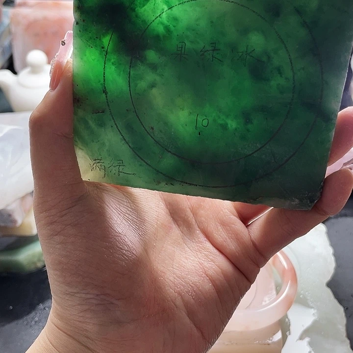 石英质玉未镶嵌手镯定制