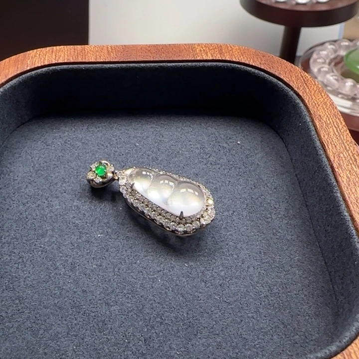 颈饰银S925镶嵌紫晶