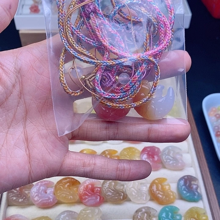 逗***猫合金车挂玛瑙/玉髓