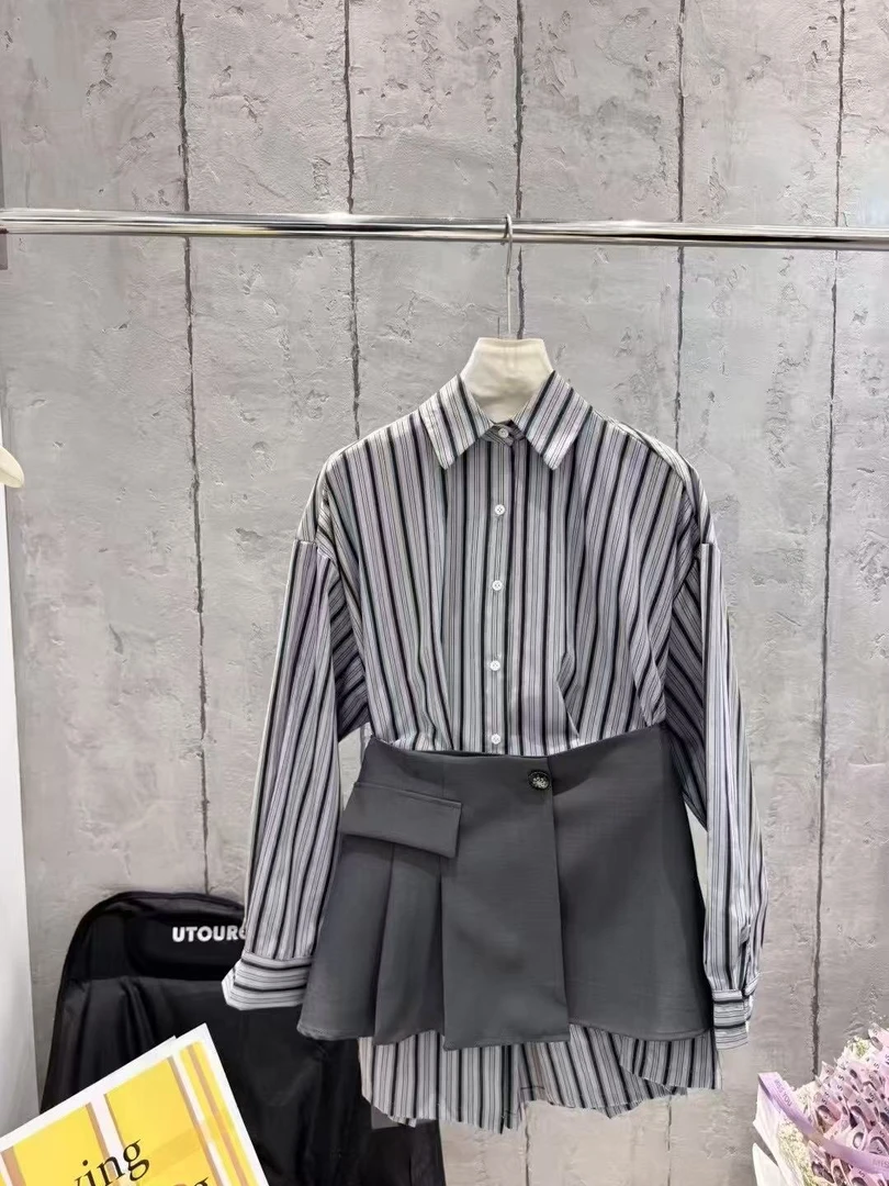 2025早春季新款小衫超好看独特内搭腰封叠穿条纹短款衬衫女