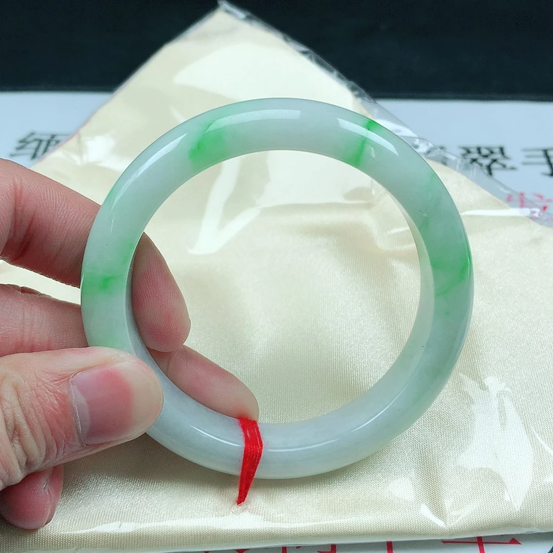 翡翠手镯未镶嵌圈54