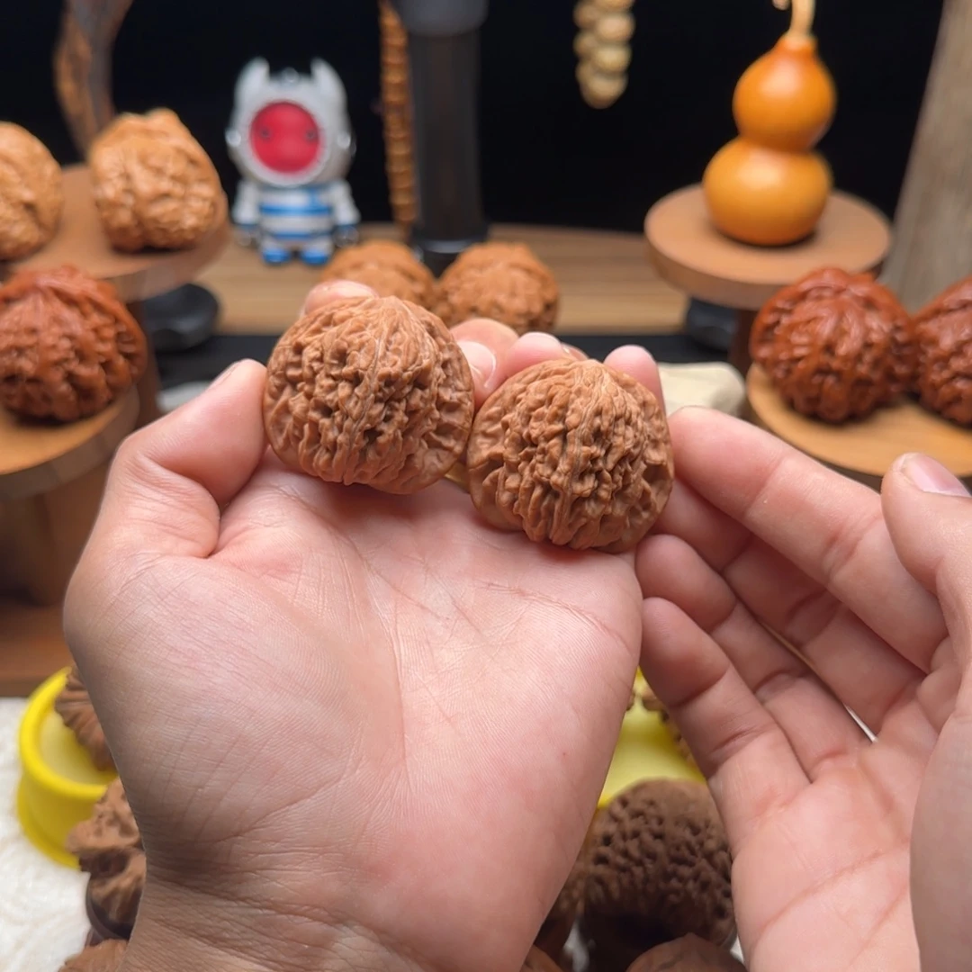 文玩核桃吊坠42楼子