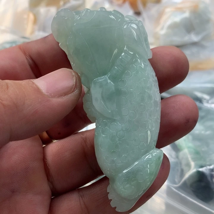 翡翠未镶嵌颈饰保真天然a货翡翠