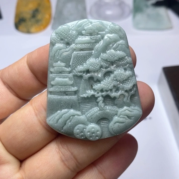 颈饰未镶嵌翡翠翡翠