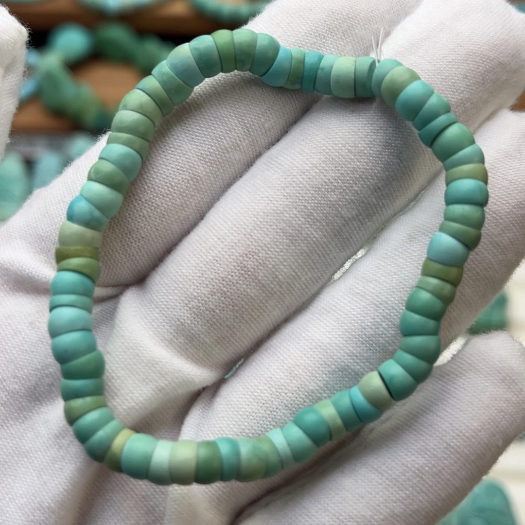 绿松石未镶嵌珠宝奇石丝绒大肠