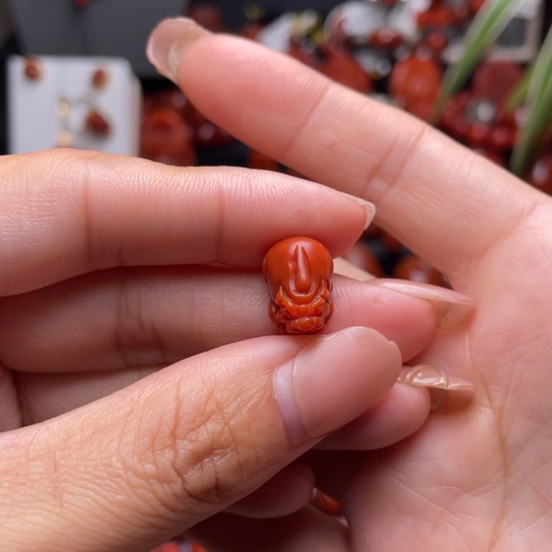 【闪购商品】南红玛瑙通孔貔貅未镶嵌