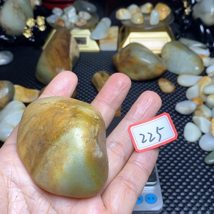 未镶嵌和田玉把件225