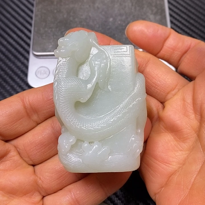 颈饰未镶嵌和田玉中****国