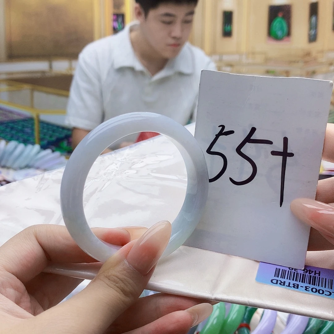 翡翠手镯未镶嵌00009……