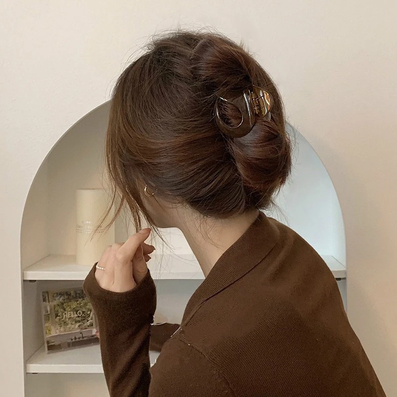 气质简约发夹女后脑勺盘发抓夹发量少高级感鲨鱼夹发卡夹子头饰