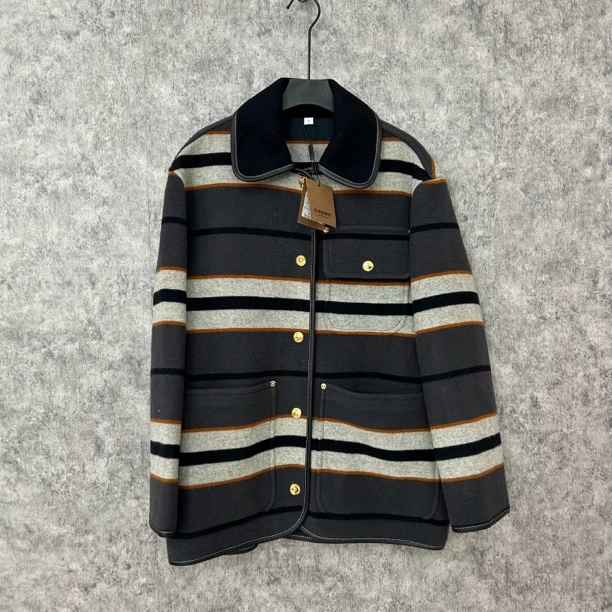 未使用 BURBERRY/博柏利 灰色横条纹大衣外套