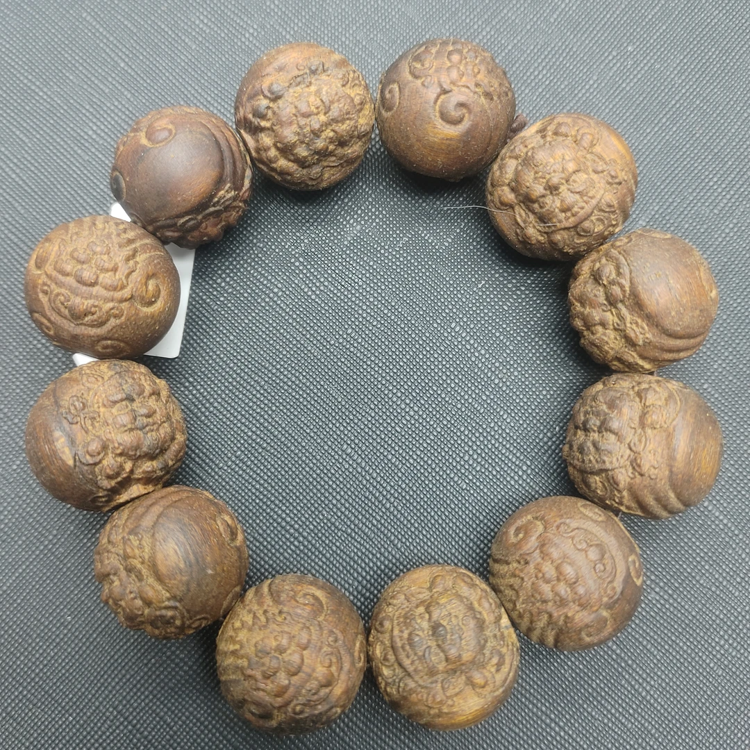 488沉木雕刻手串