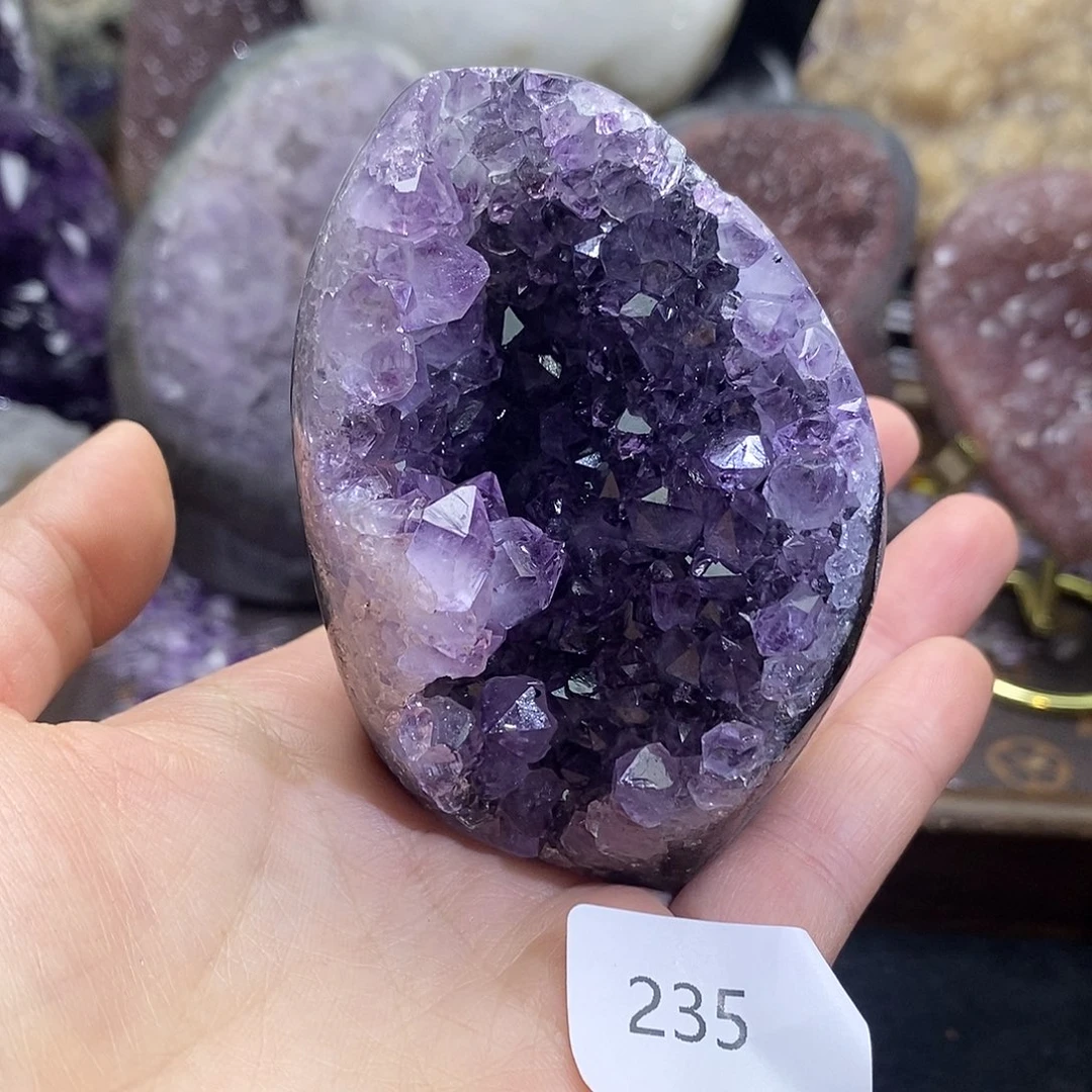 紫晶大型摆件（非配饰）未镶嵌