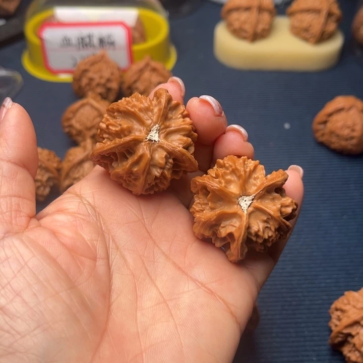 北****吊坠文玩核桃37盘山三棱