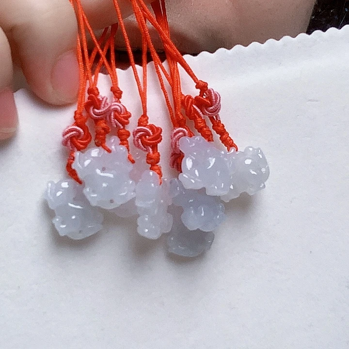 翡翠未镶嵌颈饰翡翠麒麟多样发