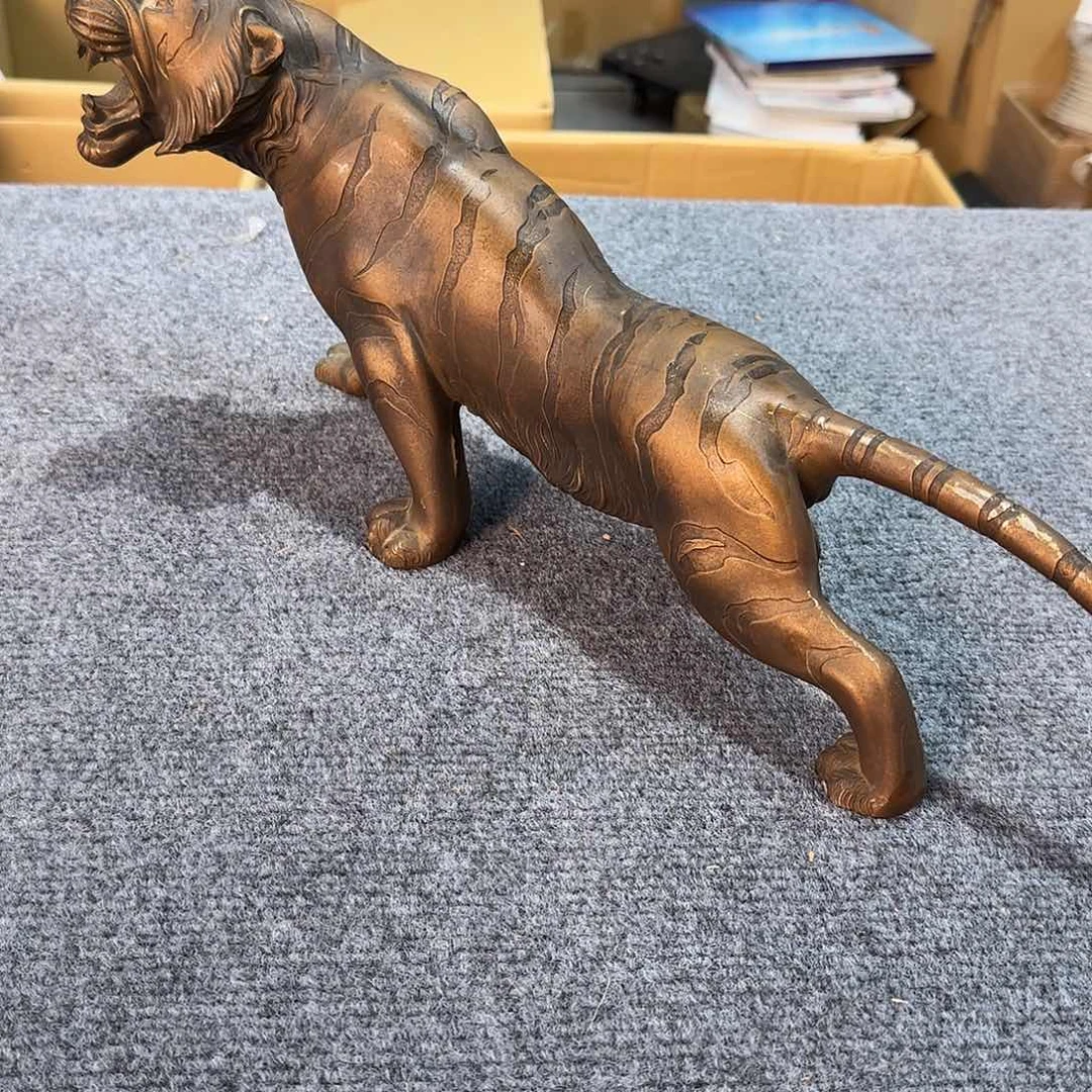 金属中古艺术工艺美术品