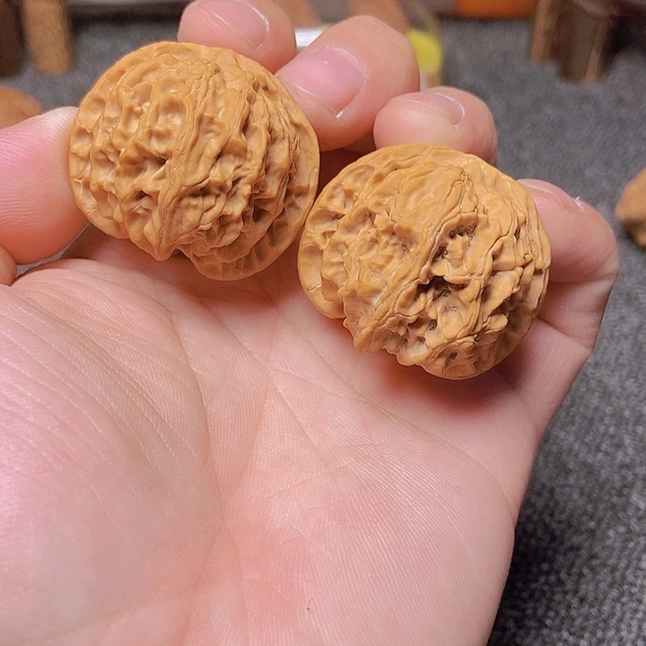 文玩核桃把件文玩核桃麻核桃成品对