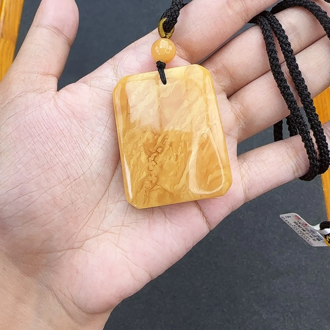 琥珀颈饰未镶嵌吊坠