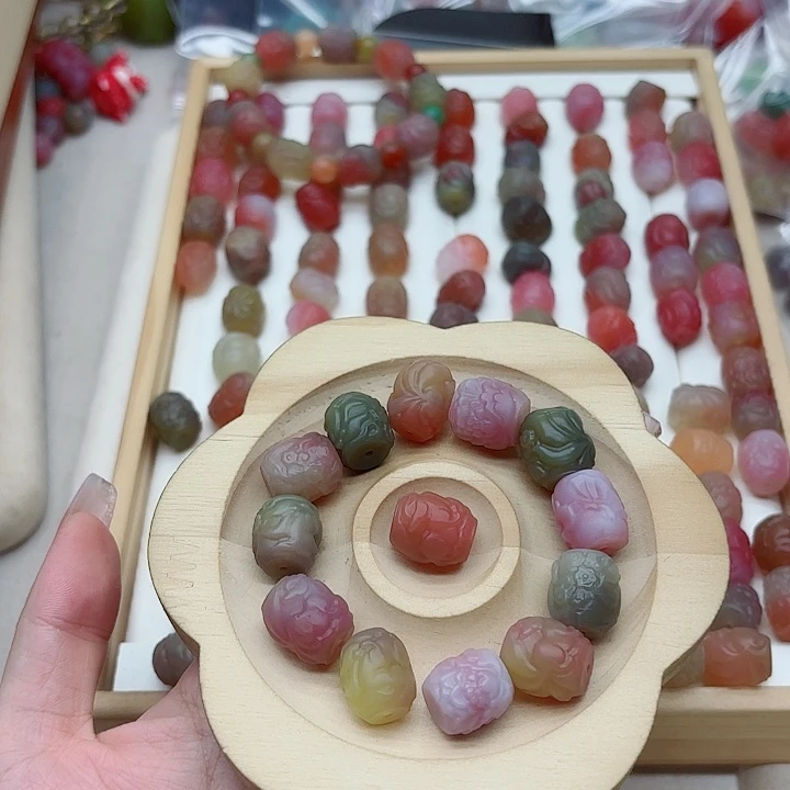 给***叶未镶嵌手链玛瑙/玉髓盐源32