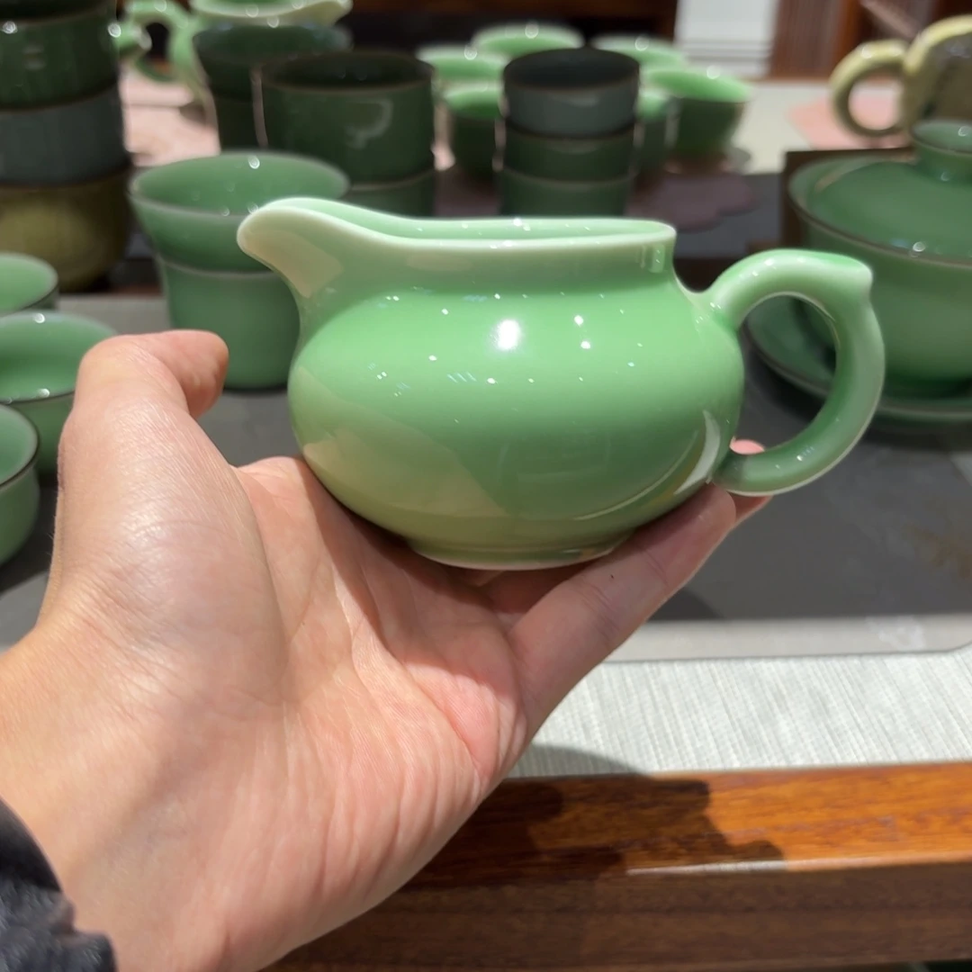 群***贤梅子青公道杯哈哈哈哈哈