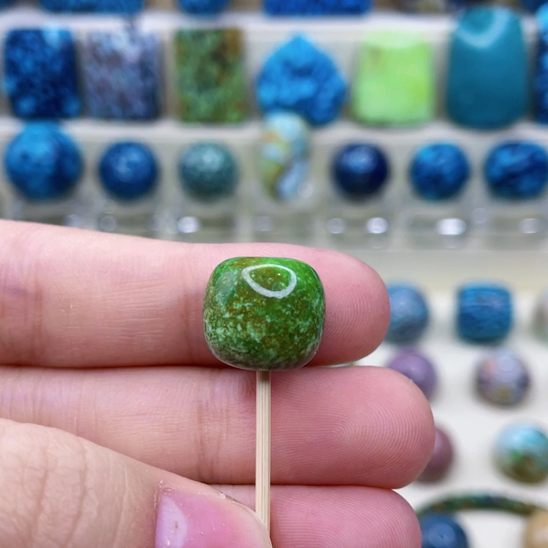 未镶嵌绿松石颈饰尺寸卡13.5