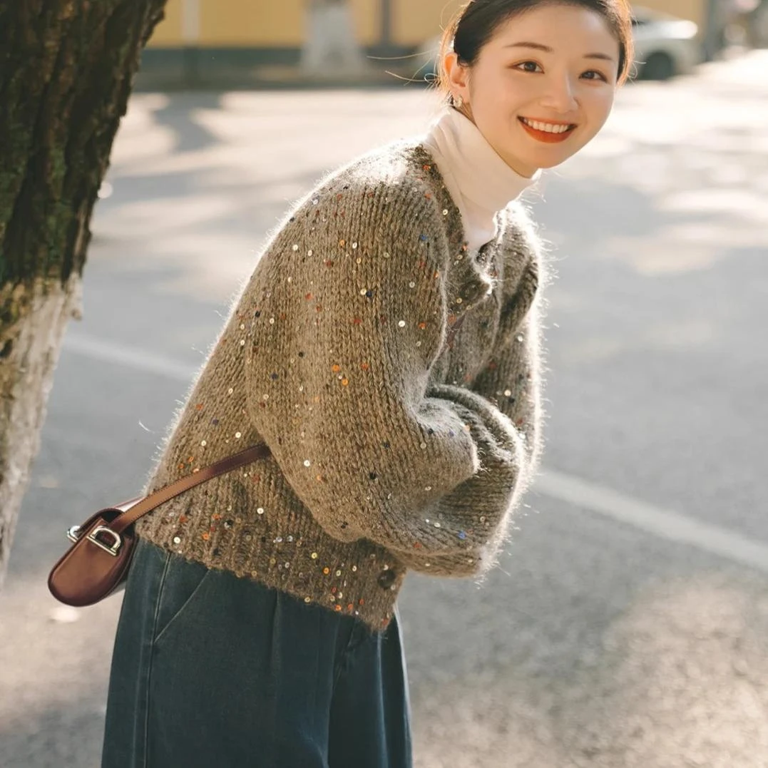 职业阿玛诗官2025春秋新款时尚气质亮片针织开衫女士洋气毛衣外套