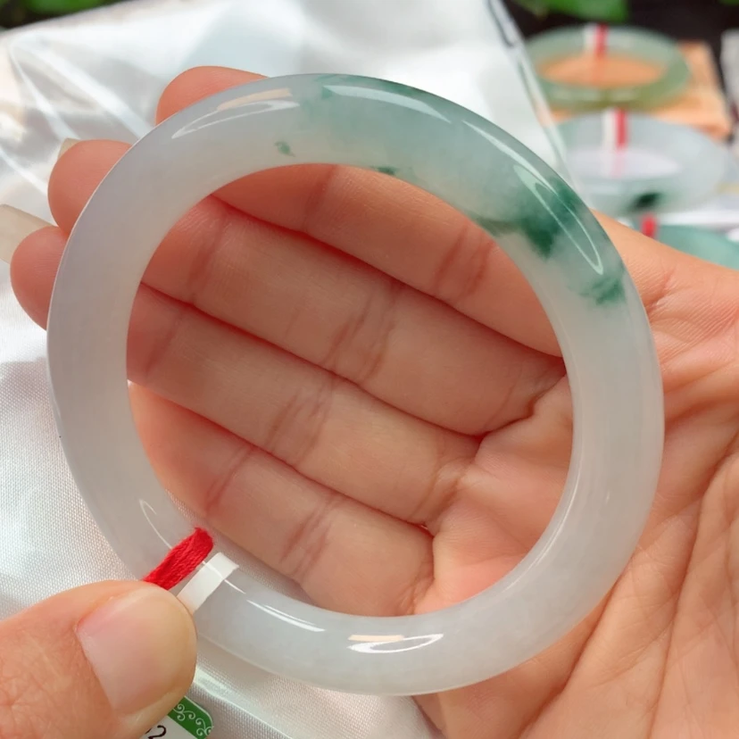 【闪购商品】翡翠手镯未镶嵌天然翡翠手镯