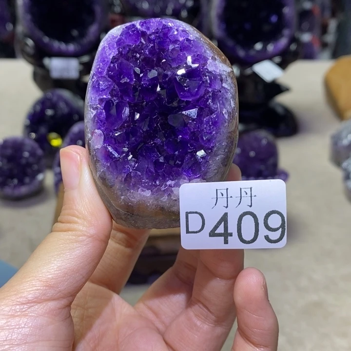 未镶嵌水晶大型摆件（非配饰）