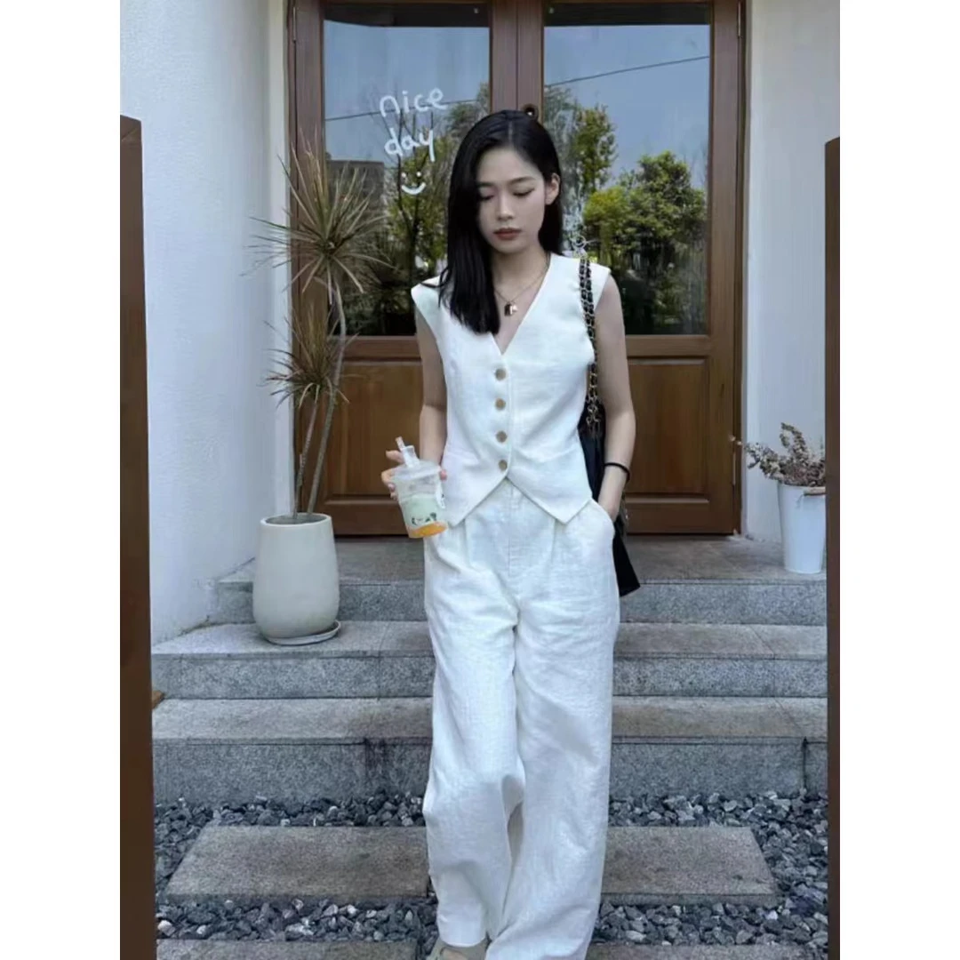 法式套装女夏季高端气质休闲白色棉麻马甲上衣阔腿裤两件套
