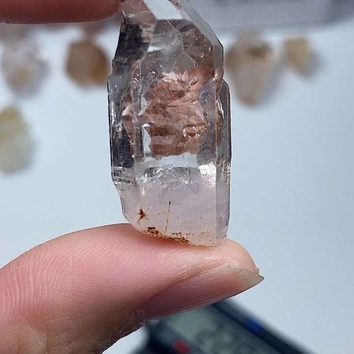 未镶嵌颈饰水晶糖心骸骨