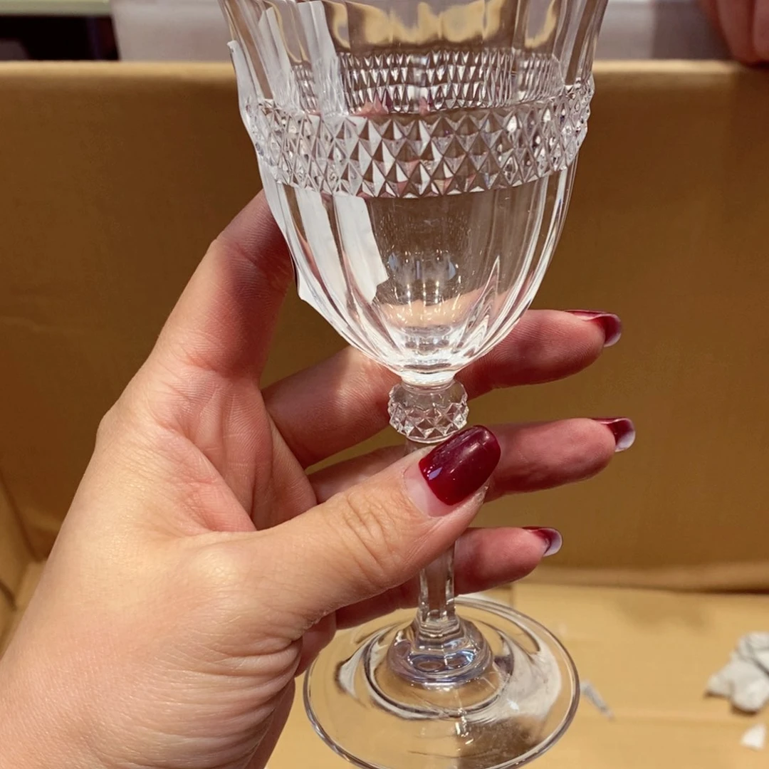 如图所示 观兰器物星**璨