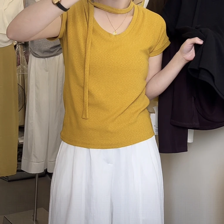 新款短袖T恤 设计感短袖凉快T恤