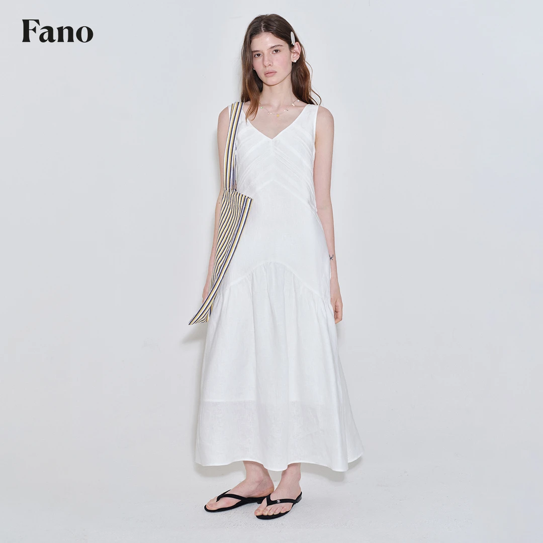 6.6上新 “风旅白铃兰 天然苎麻”重工手工风琴褶连衣裙FQ25L032