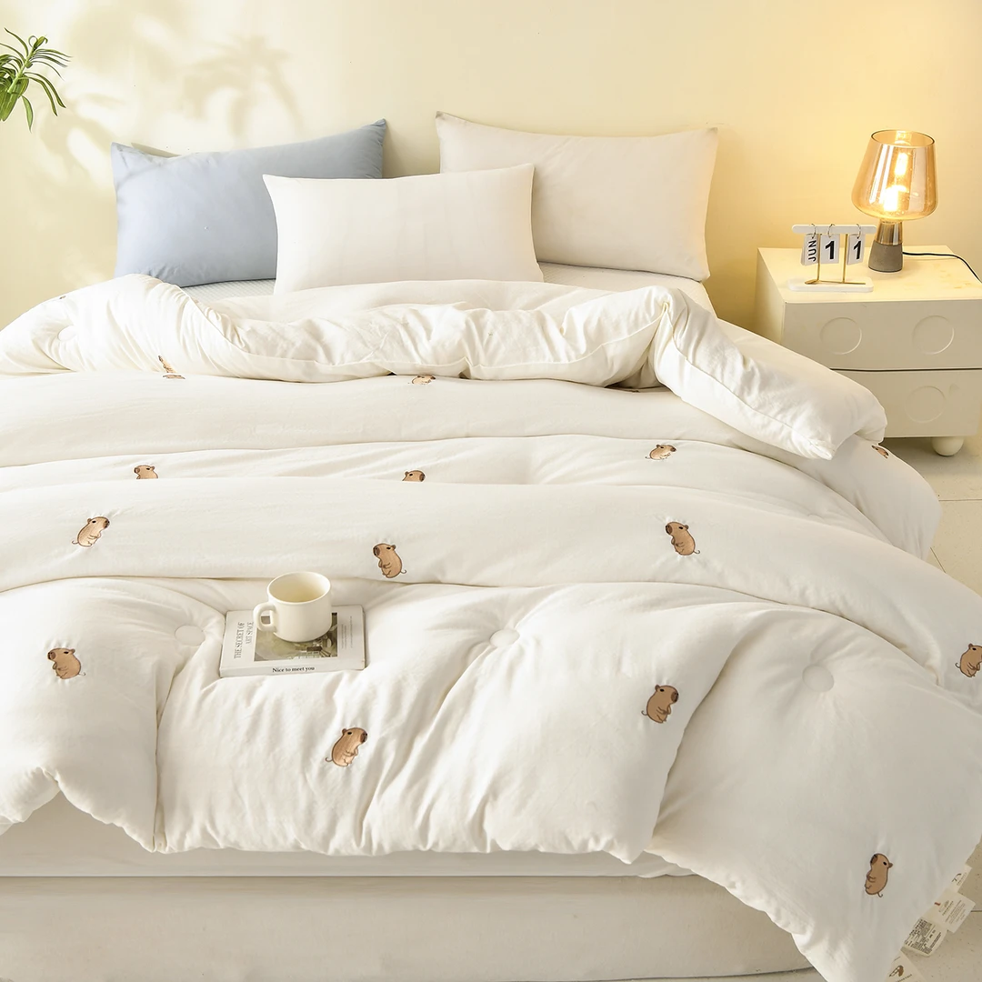 2025新款A类针织棉大豆卡通绣花被芯春秋冬被学生宿舍居家ins风