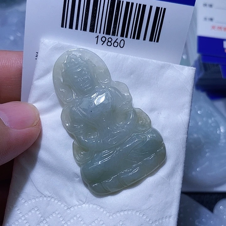 颈饰未镶嵌翡翠天光墟翡翠市场现金代购